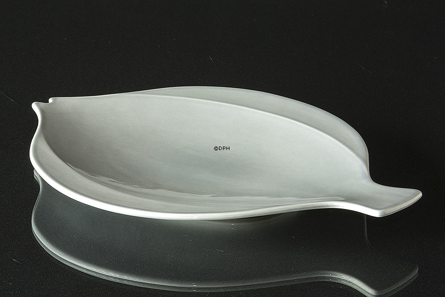 Fiskeservice, grå asiet / stort fiske fad, Royal Copenhagen nr. 627
