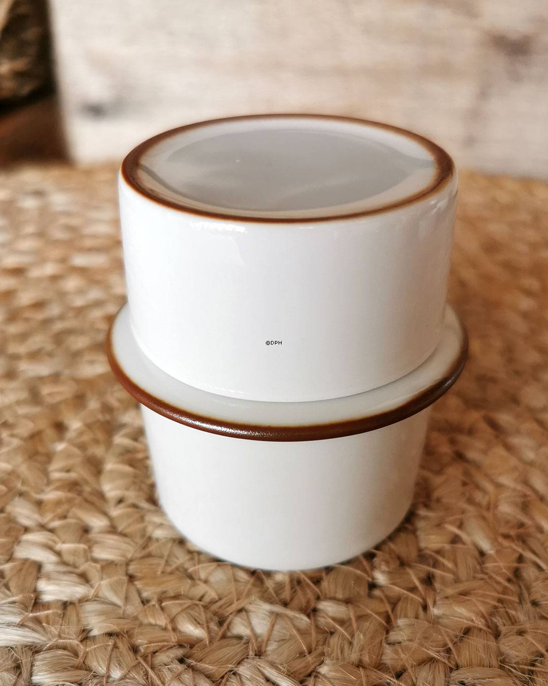 Domino, Sennepskrukke med låg, Royal Copenhagen nr. 14917