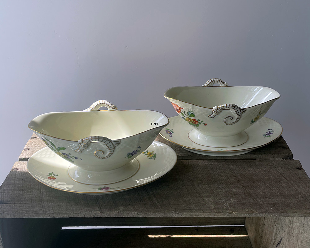 Bing & Grøndahl Saksisk Blomst sauceskål nr. 8 eller 311, forskellige motiver