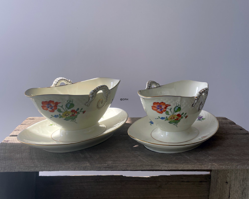 Bing & Grøndahl Saksisk Blomst sauceskål nr. 8 eller 311, forskellige motiver