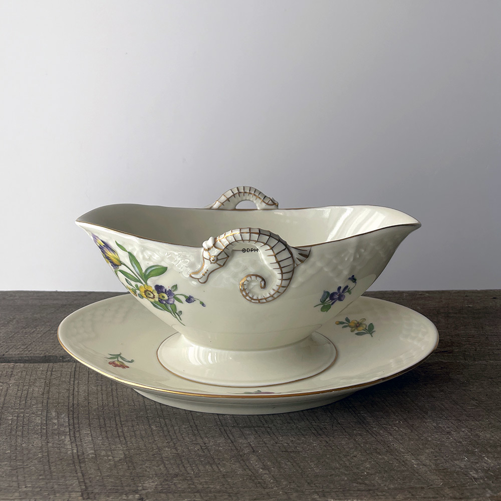 Bing & Grøndahl Saksisk Blomst sauceskål nr. 8 eller 311, forskellige motiver