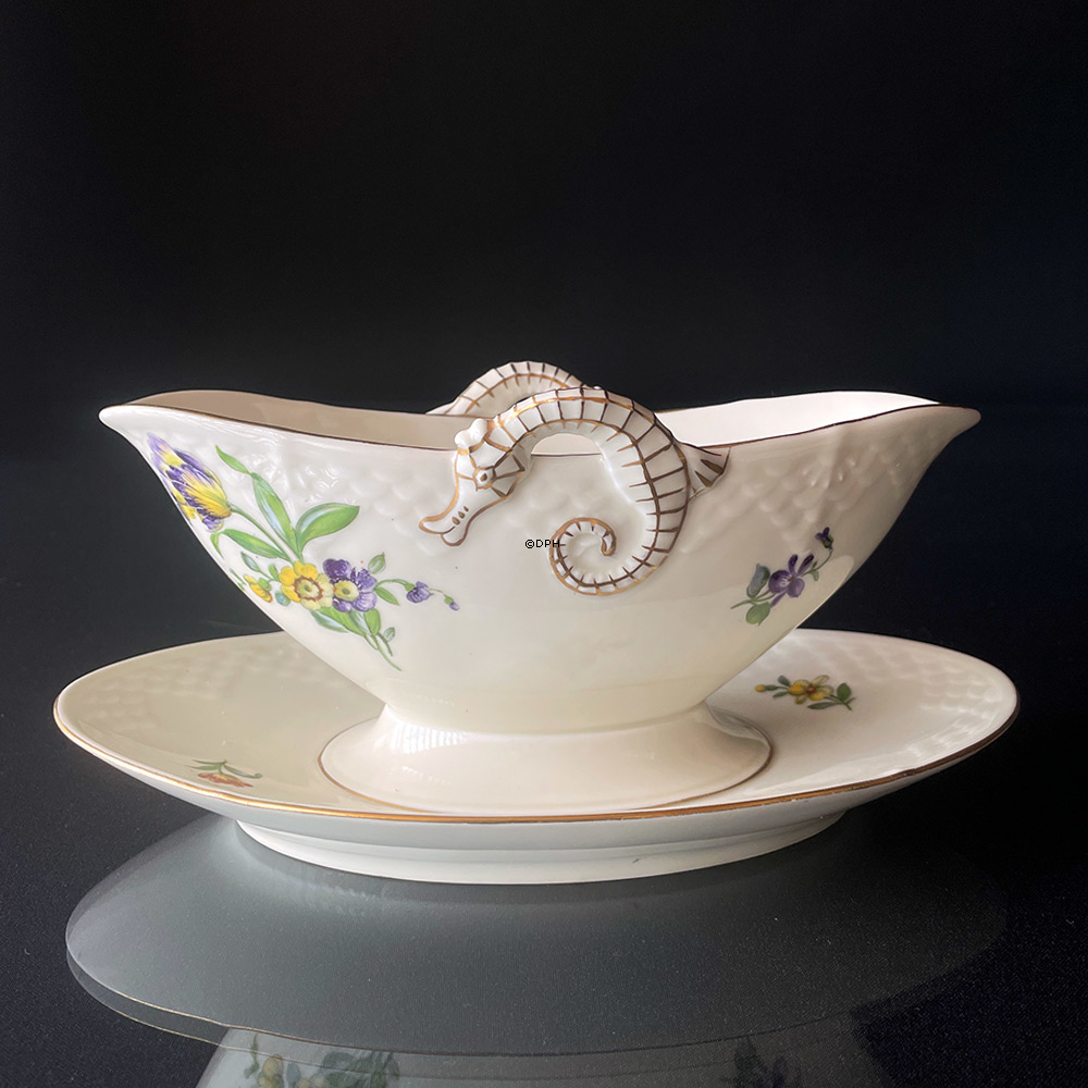 Bing & Grøndahl Saksisk Blomst sauceskål nr. 8 eller 311, forskellige motiver