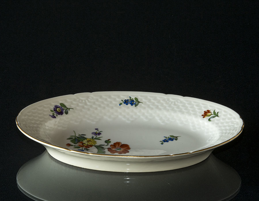 Bing & Grøndahl Saksisk Blomst Ovalt fad 25 cm nr. 18 eller 318