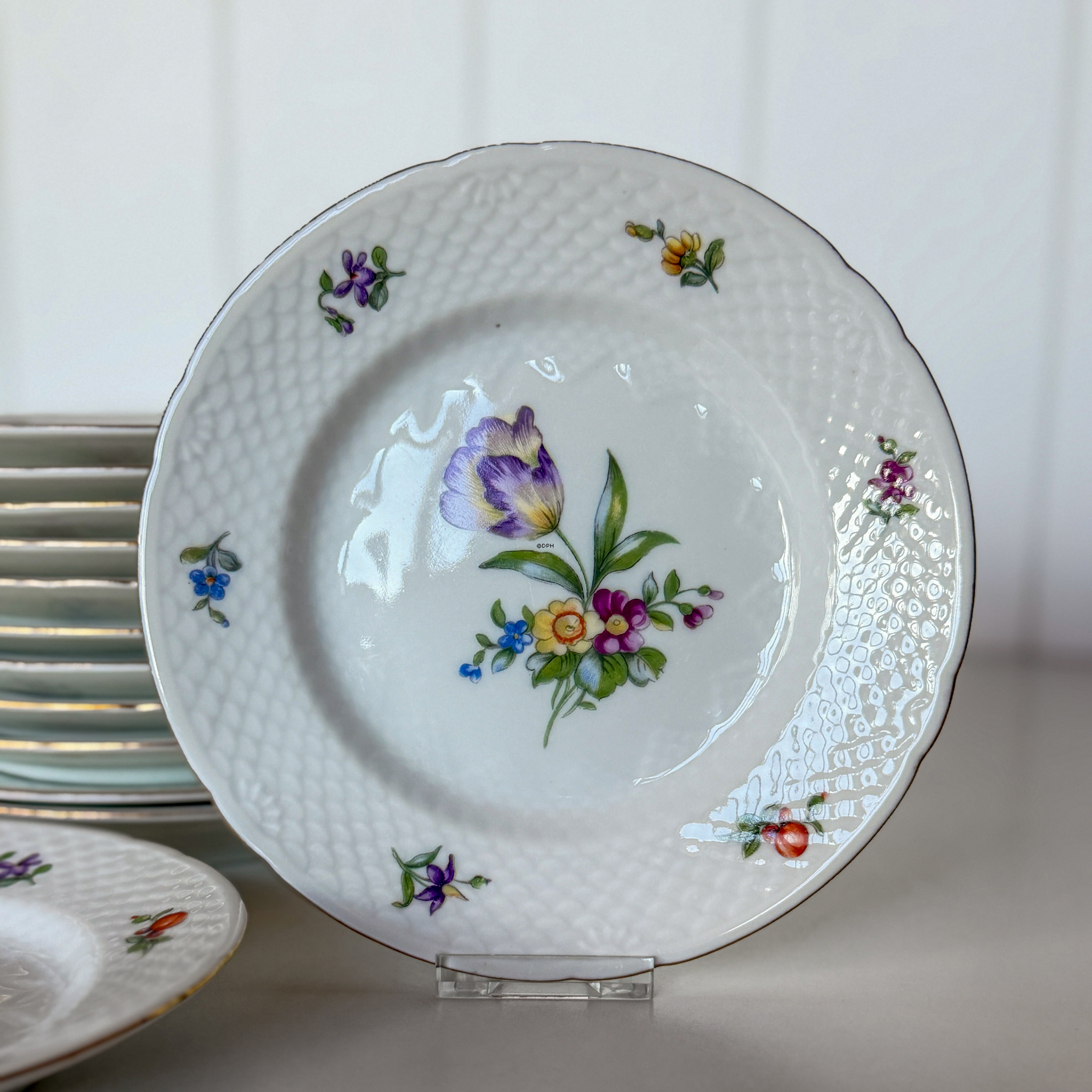 Bing & Grøndahl Saksisk Blomst frokosttallerken (forskellige blomster) 21 cm nr. 26 eller 326