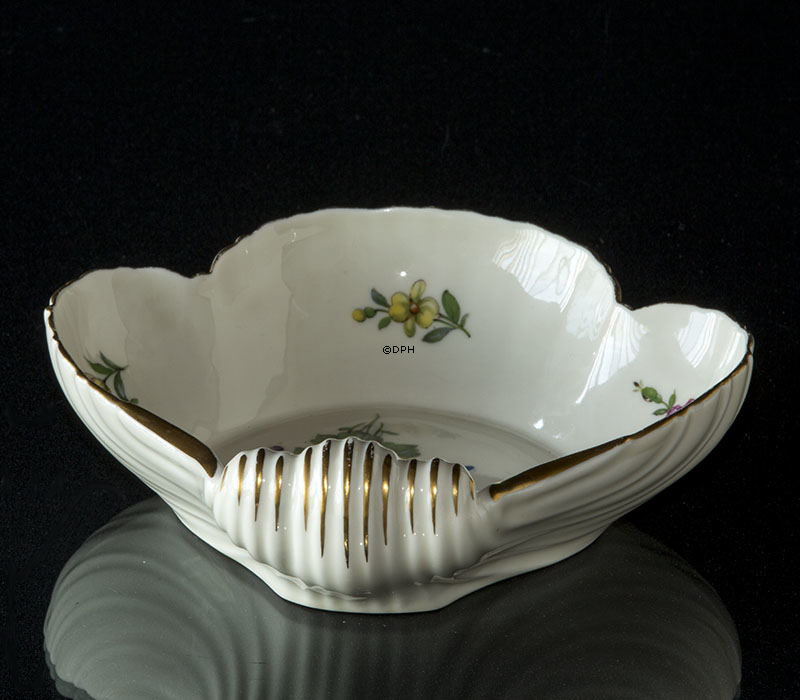 Bing & Grøndahl Saksisk Blomst asiet nr. 42 eller 342