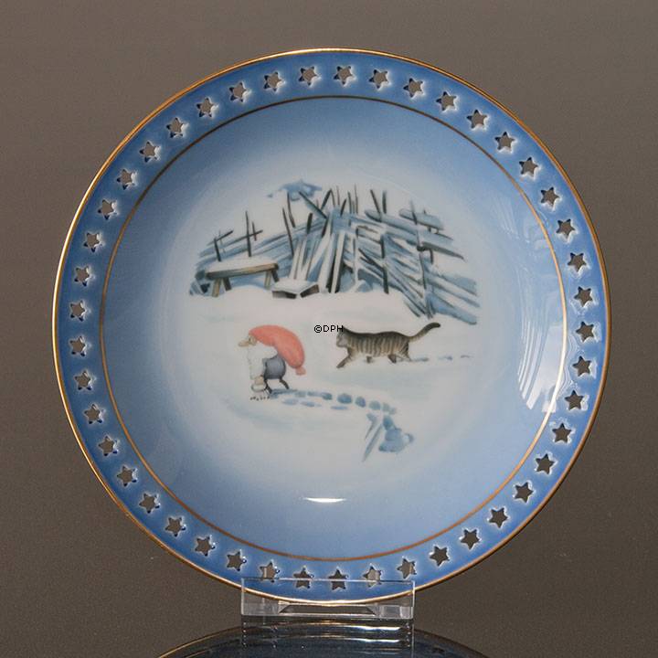 Wiberg Juleservice, kagetallerken, nisse og kat i sneen, Bing & Grøndahl nr. 3503616