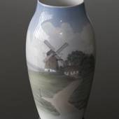 Vase med Mølle, Royal Copenhagen nr. 8695-243