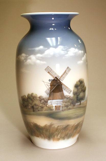 Vase med mølle, Royal Copenhagen nr. 806