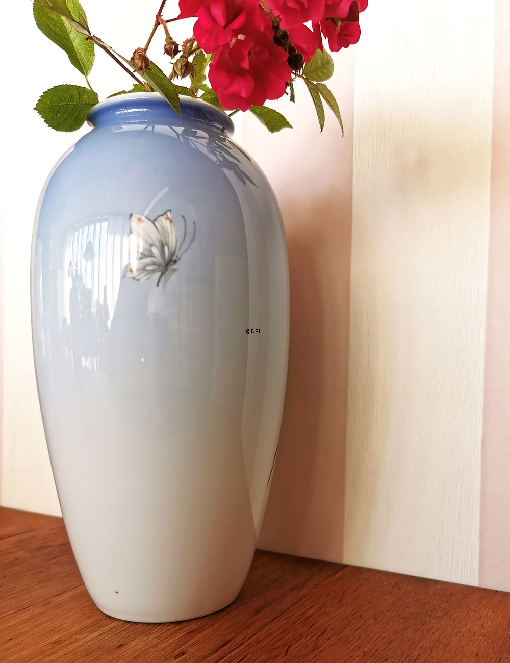 Vase med Æblegren, Royal Copenhagen nr. 2629-2129 eller 756