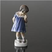 Title :Girl "Gutte", figurine Dahl Jensen
Producer : Dahl Jensen
Item no.: DJ1026
Height: 19 cm
