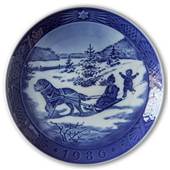 Sven Vestergaard - Christmas Vacation 1986, Royal Copenhagen Christmas plate