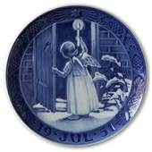Decorative plates - Christmas plate 1951 Royal Copenhagen