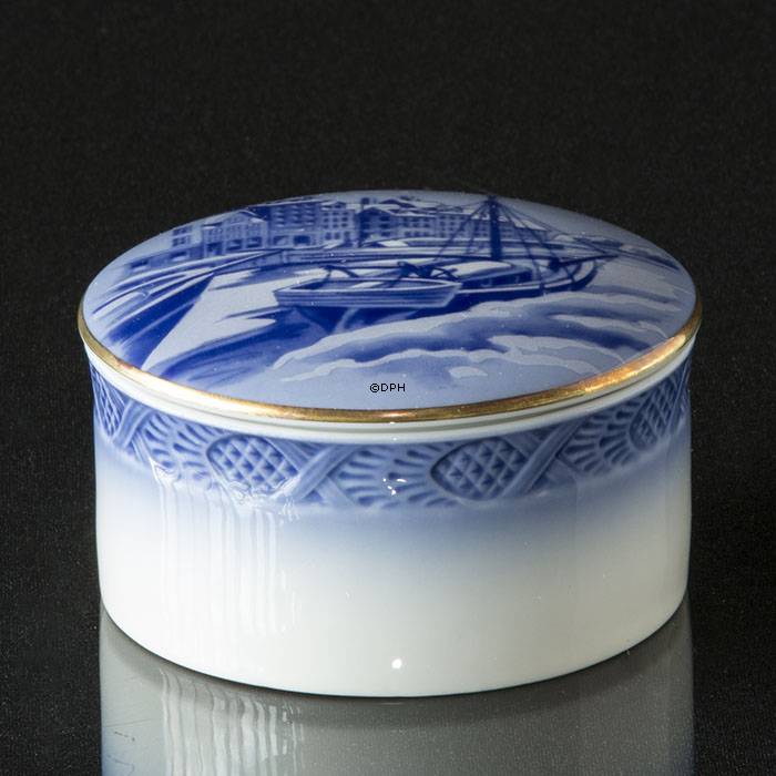 Royal Copenhagen bonbonniere