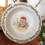 Wiberg Juleskål med kat der tigger ved spisende nisse, Royal Copenhagen nr. 2-14198