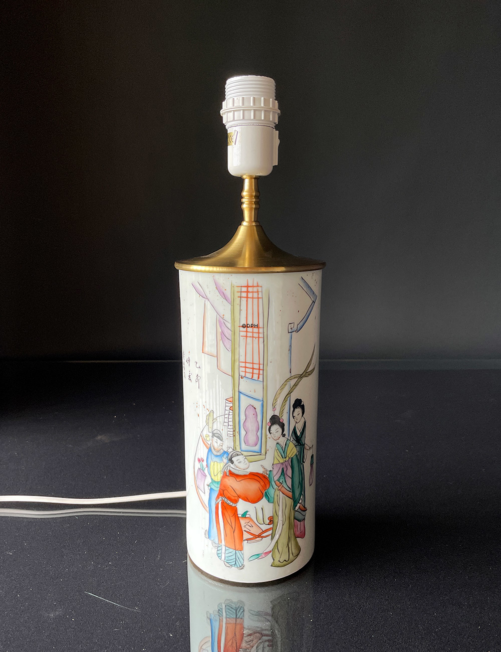 Gammel (semi antik) Kinesisk Lampe (Hatstand lampe) dekoreret med med kinesere