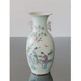 Rund kinesisk semiantik vase