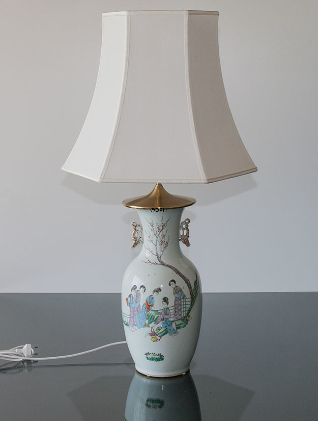 Kinesisk bordlampe, semiantik