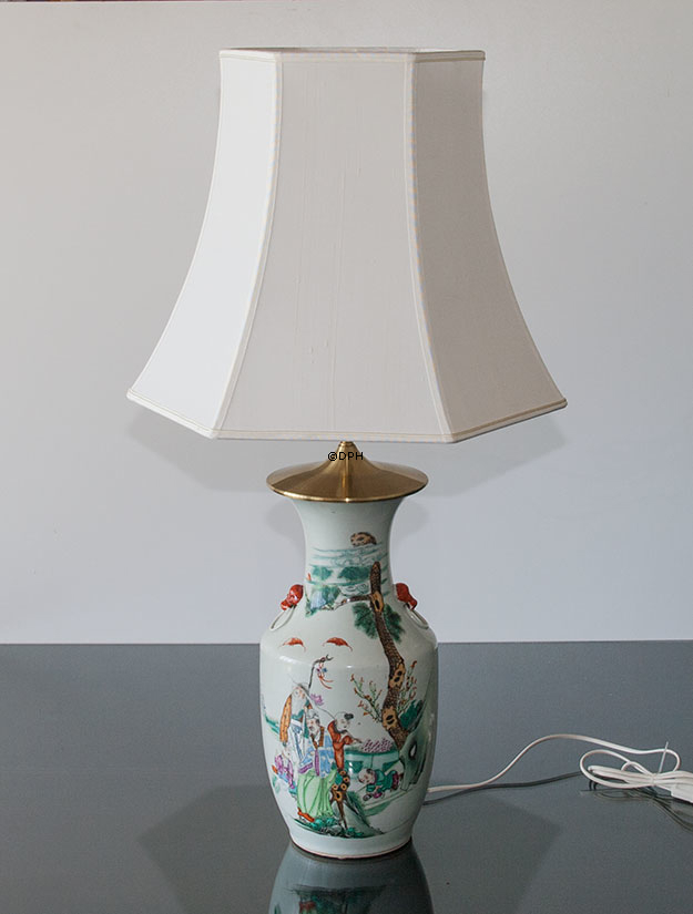 Kinesisk bordlampe, semiantik