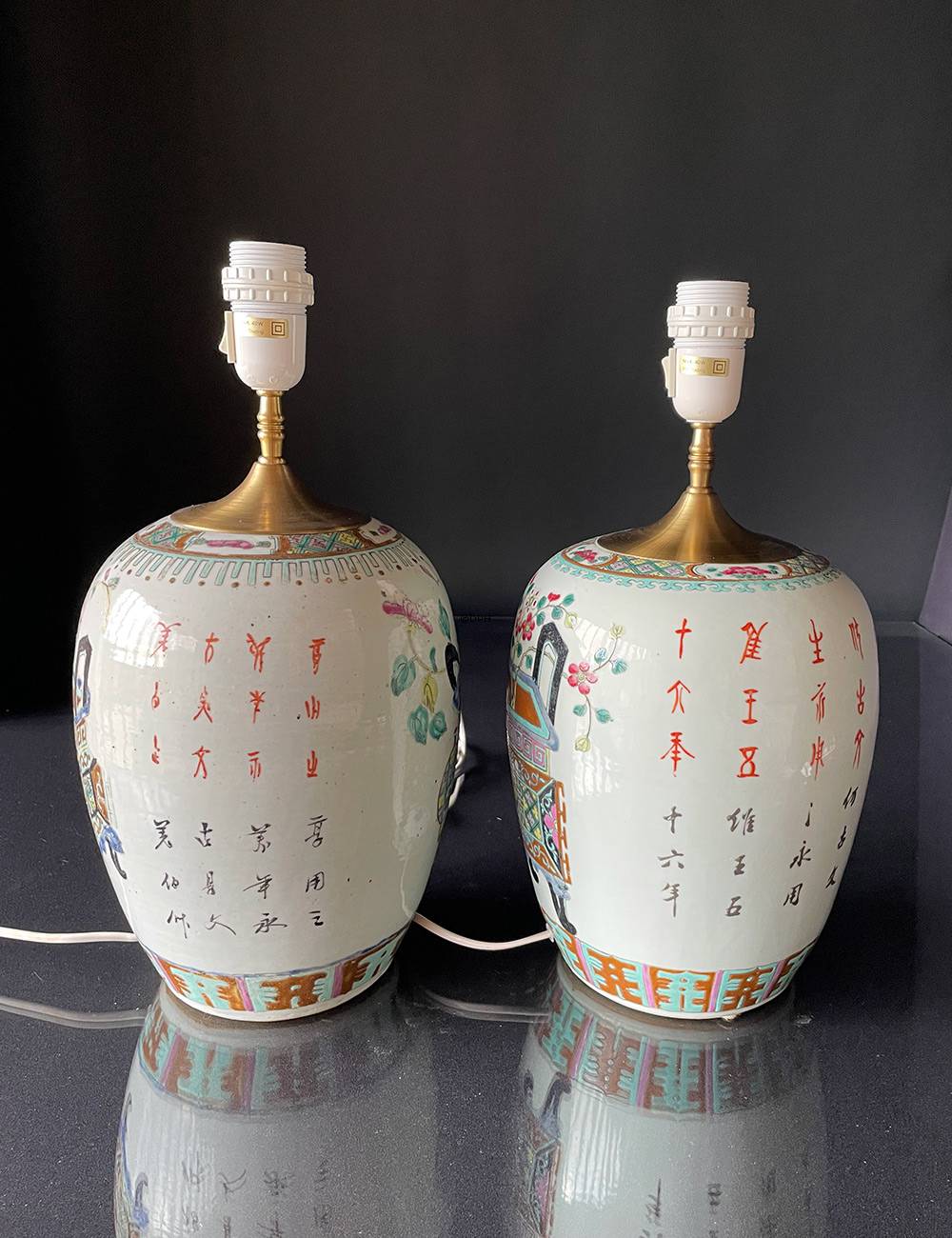 Kinesisk bojanlamper Sæt af to Antikke bordlamper med nye monteringer