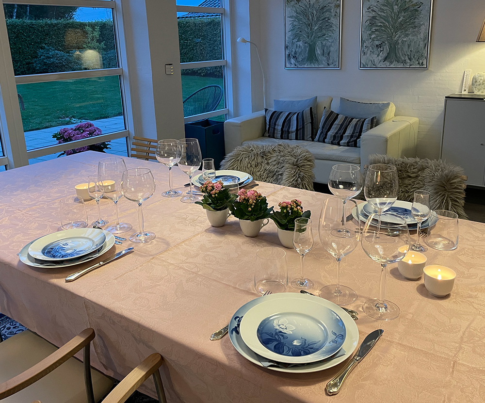 Hvid Riflet, kaffekop UDEN underkop, indhold 17 cl, Royal Copenhagen