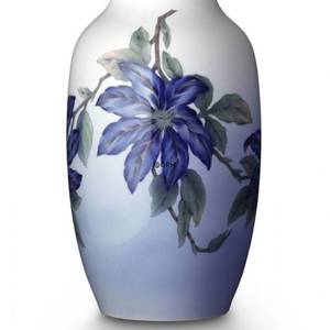 Vase med blå klematis, Royal Copenhagen | Nr. 2468806 | DPH Trading