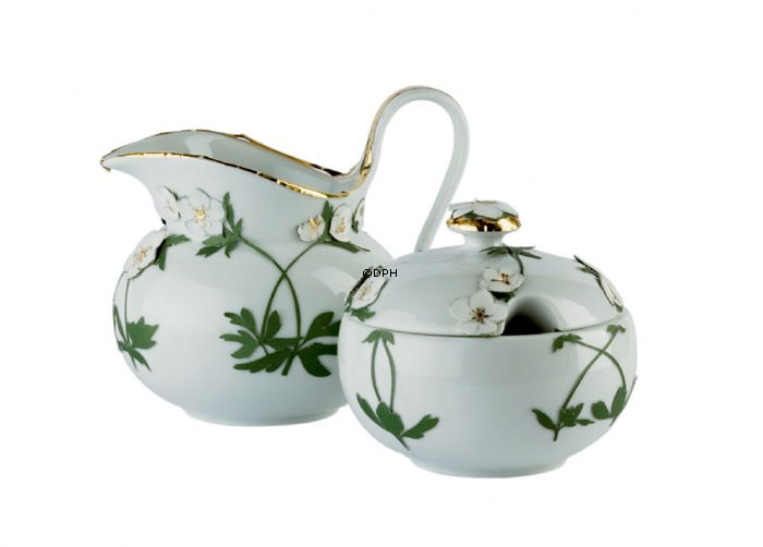 Royal Copenhagen kande 2005, indhold 45 cl.