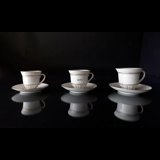 Offenbach X-large cup and saucer Bing & Grondahl no. 476 or 304