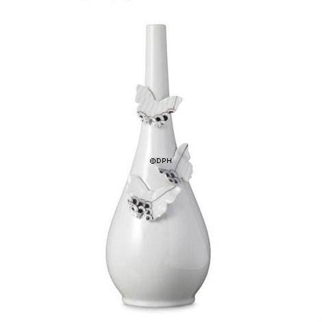 Vase med tre sorte sommerfugle, Royal Copenhagen nr. 753