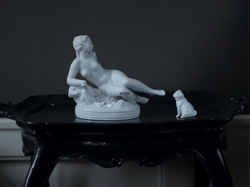 Mops, Royal Copenhagen hunde figur nr. 041