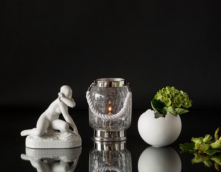 Susanne, Royal Copenhagen Whites figur nr. 133