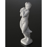 Badende pige, Royal Copenhagen Whites figur nr. 134