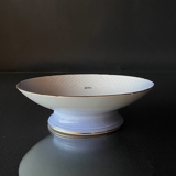 Seagull Service with gold, cake dish on low foot, Bing & Grondahl - Royal Copenhagen 24cm