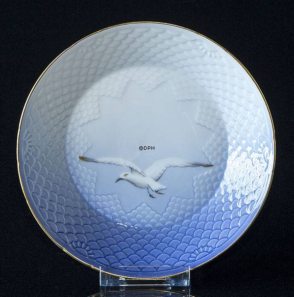 Mågestel med guld, asiet, rund 16cm, Bing & Grøndahl nr. 21B