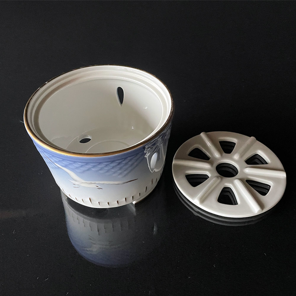 Mågestel med guld, Tevarmer, Bing & Grøndahl nr. 237 (MED PORCELÆNS INDSATS)