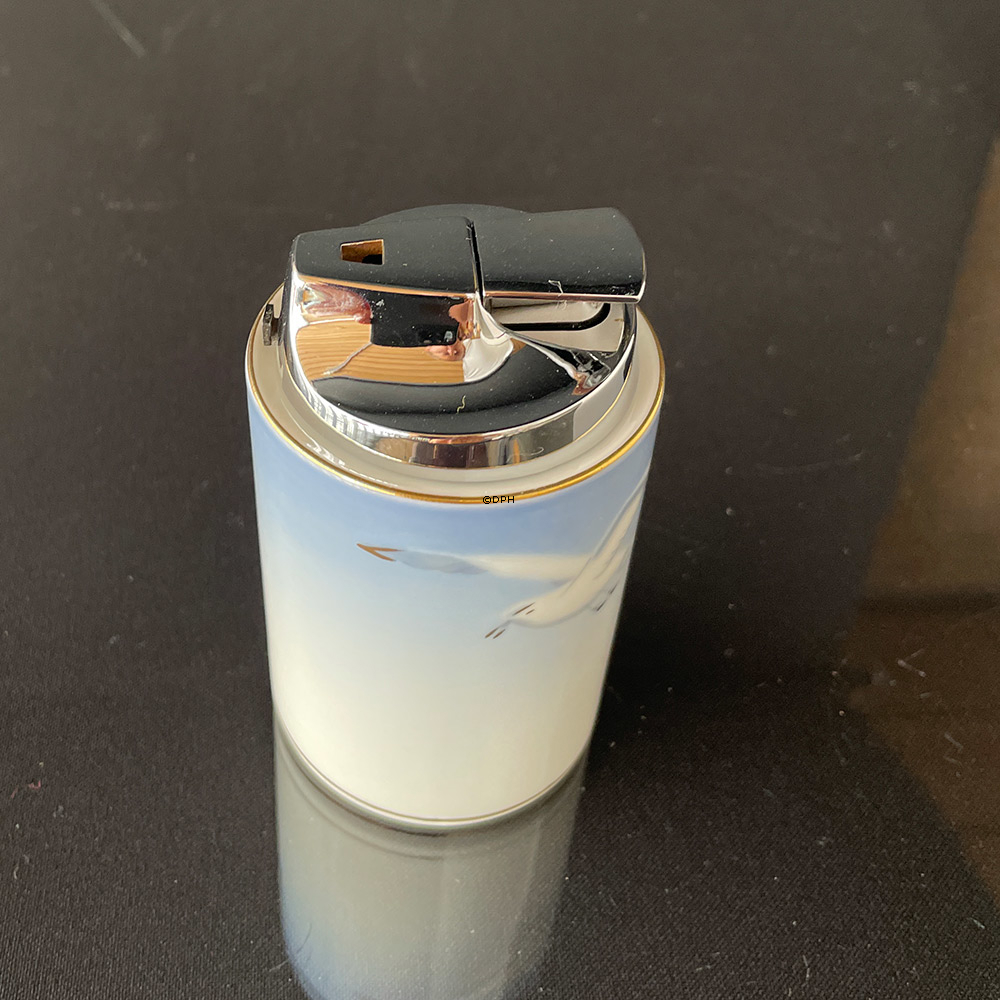 Mågestel med guld,bord lighter, Bing & Grøndahl nr. 367