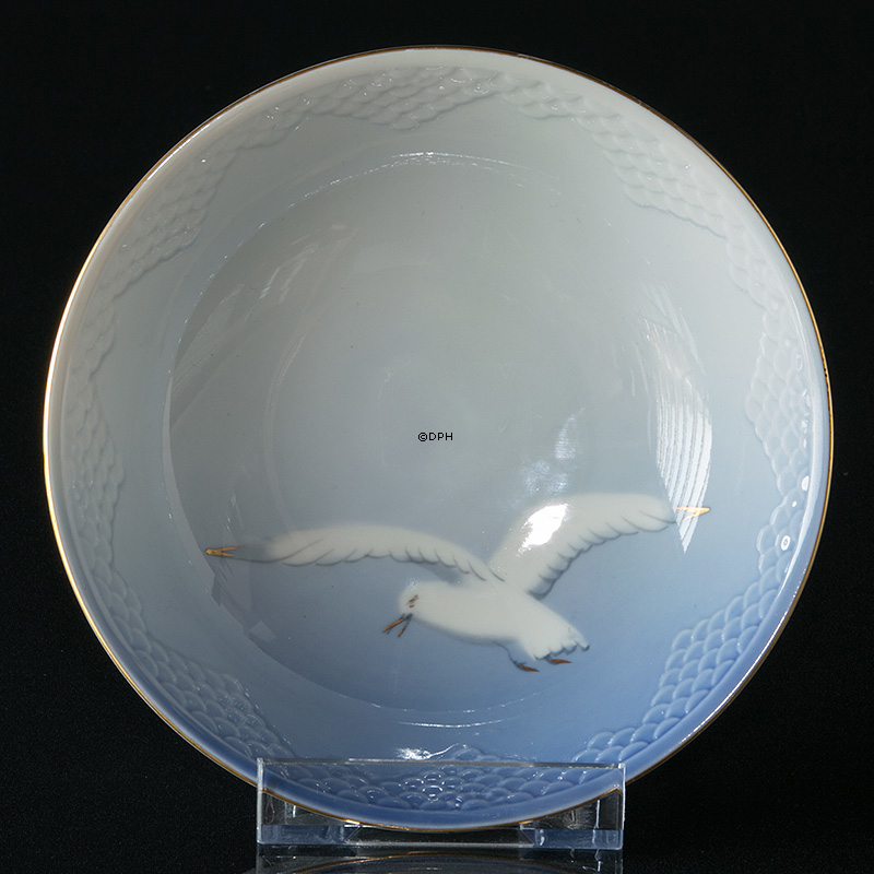 Mågestel med guld, ymer skål rund nr. 45 (574)