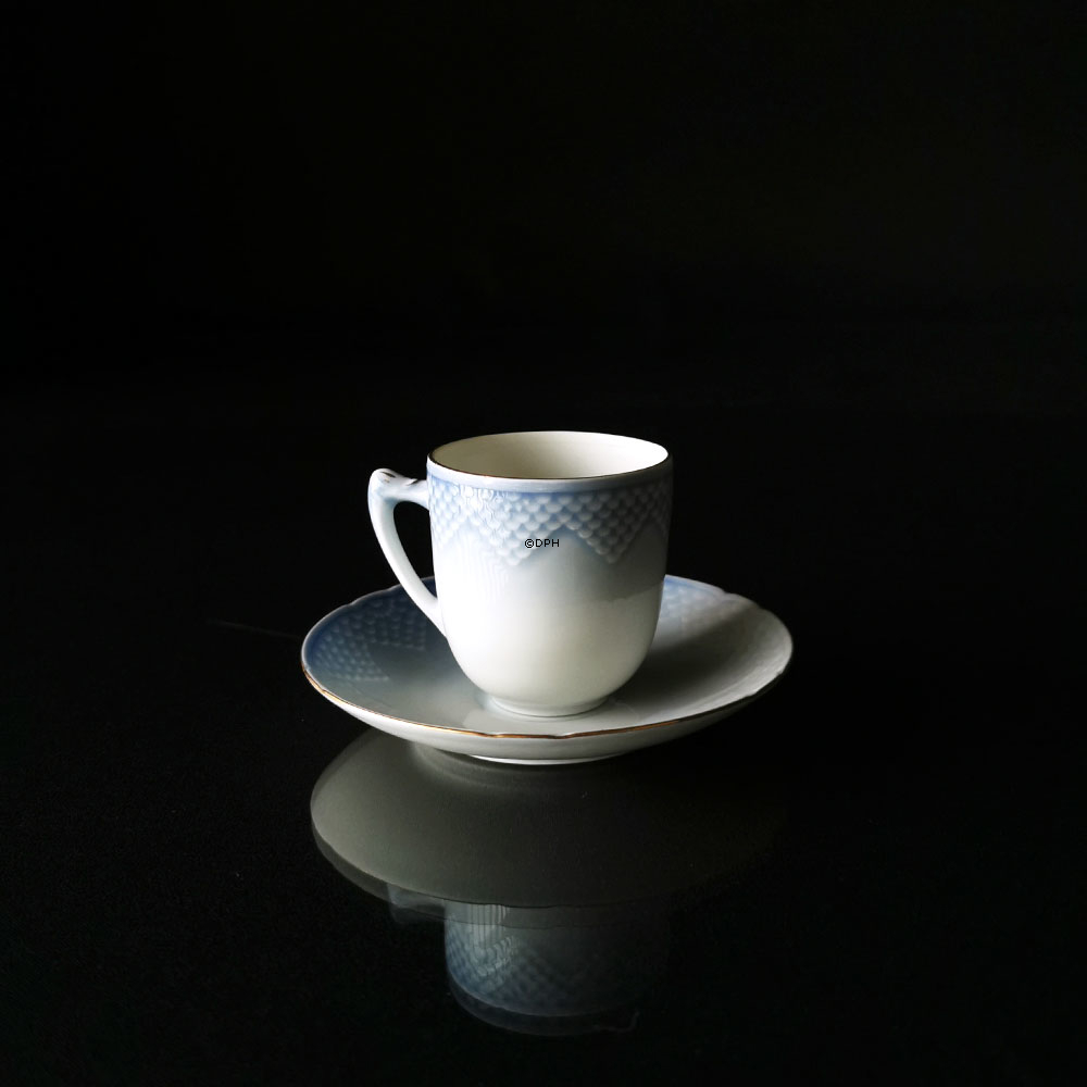 Måge med guld, kop med underkop, indhold 0,75 cl, Bing & Grøndahl nr. 461