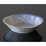 Seagull Service with gold, bowl 22cm, Bing & Grondahl no. 572 or 12A