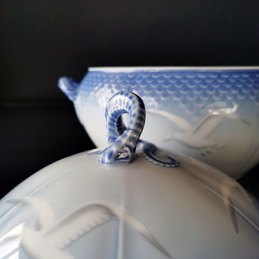 Mågestel uden guld, terrin, stor, indhold 4 l. Ø 27,5 uden håndtag, Bing & Grøndahl nr. 666