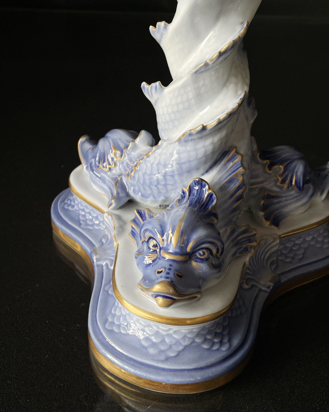 Sjælden Bing & Grøndahl Mågestel opsats med delfinfod og løs muslingeskål (fra omkring 1900)