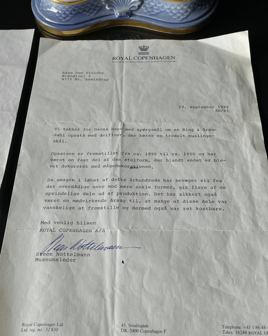 Sjælden Bing & Grøndahl Mågestel opsats med delfinfod og løs muslingeskål (fra omkring 1900)