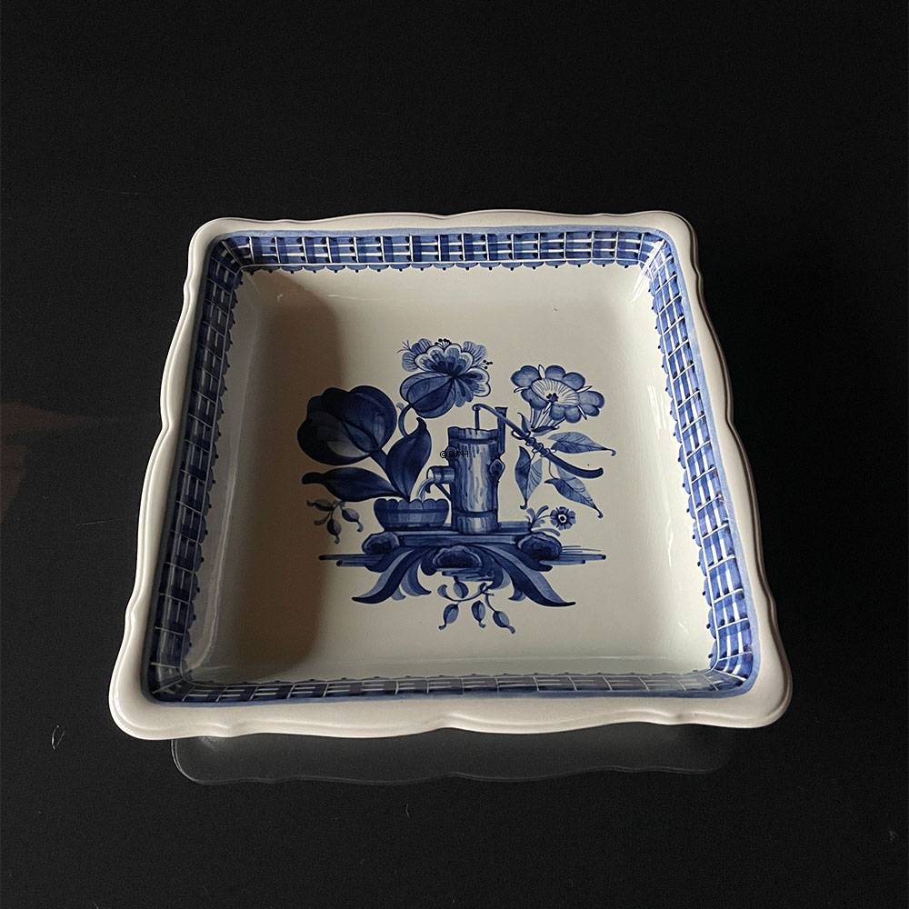 Royal Copenhagen/Aluminia Tranquebar, blå, salatfad nr. 3087-1198, 29 cm