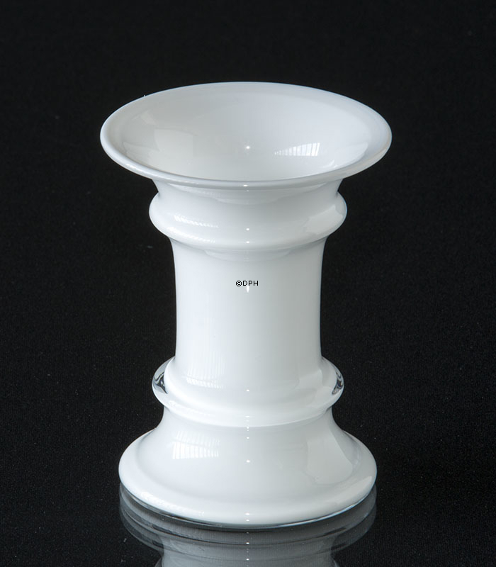 Holmegaard MB vase, opal, micro