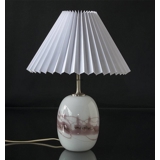 Plissé lampeskærm i hvid chintz stof, sidelængde 23cm