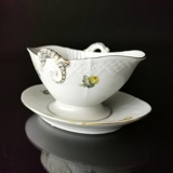 Bing & Grøndahl Winter Aconite sauce boat no. 8 or 311