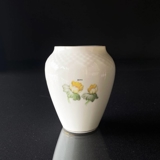 Bing & Grøndahl Winter Aconite vase no. 202