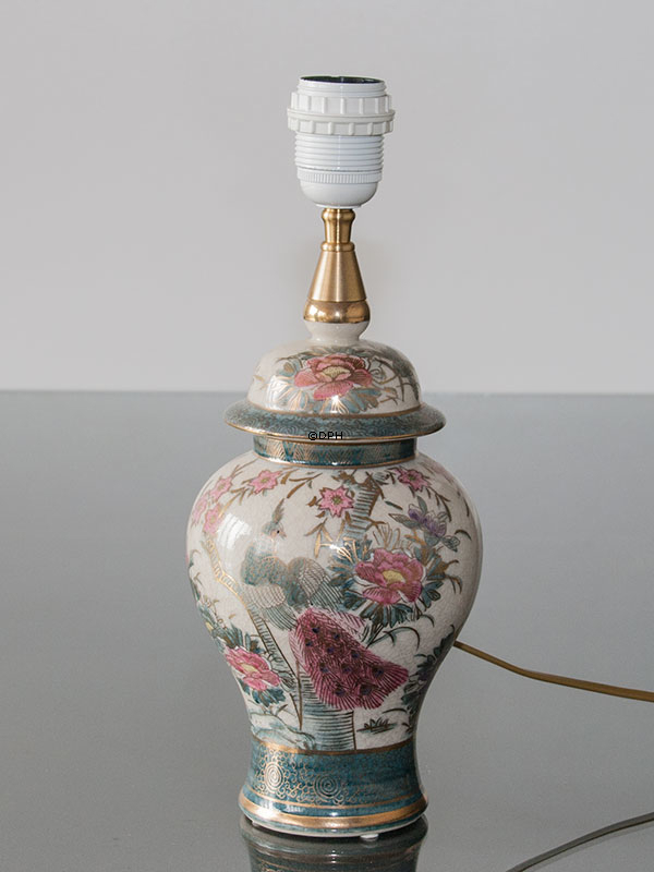 Kutani bordlampe med påfugl