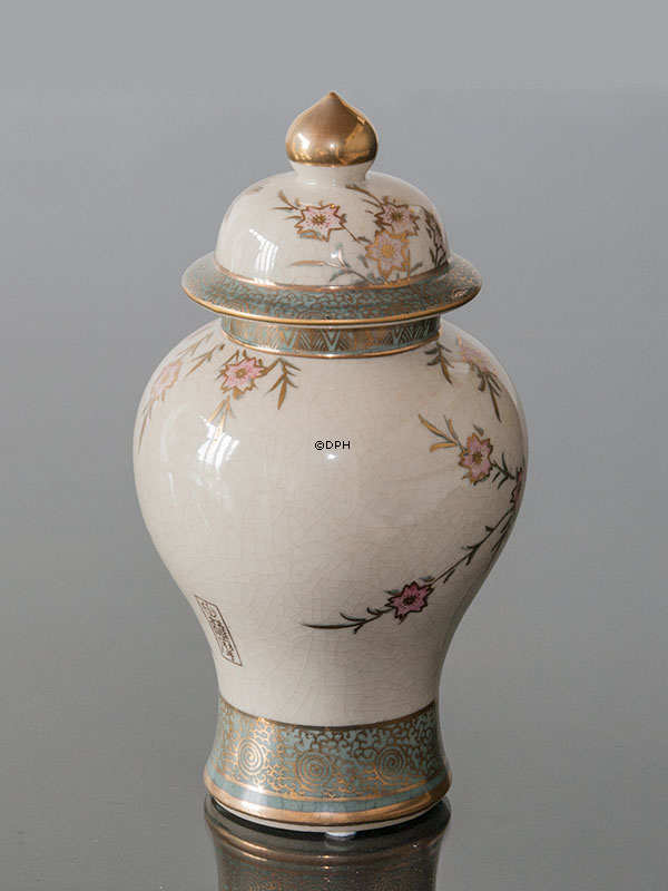 Kutani krukke med påfugl