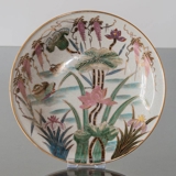 Kutani table dish with water and flowers