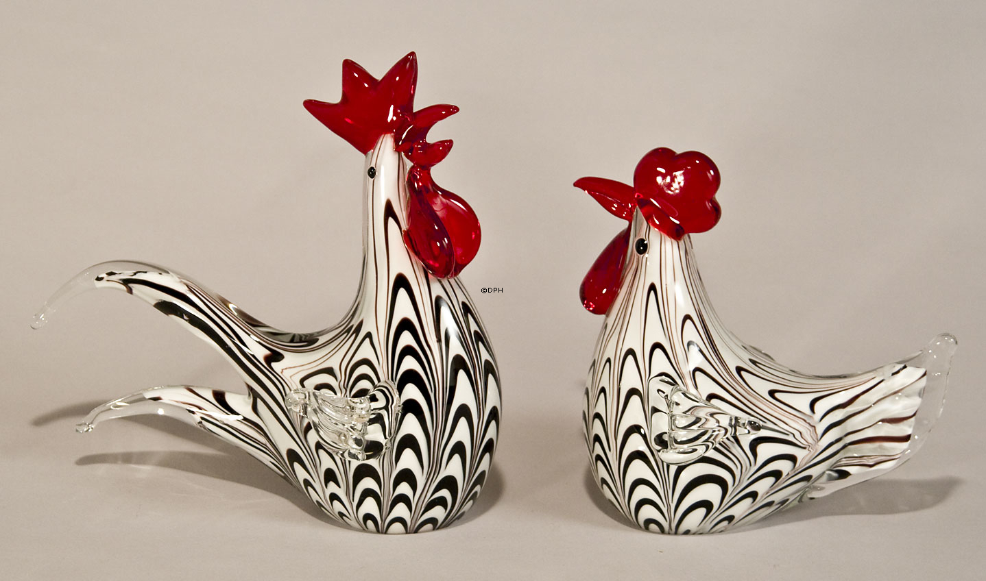 Glashane - Hvid m/sorte aftegn, 16cm, Glaskunst, Mundblæst,